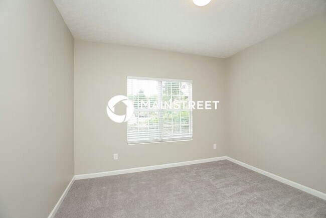 Building Photo - 4 Bedroom Pet-Friendly Home in Riverdale, GA with Main Street Renewal