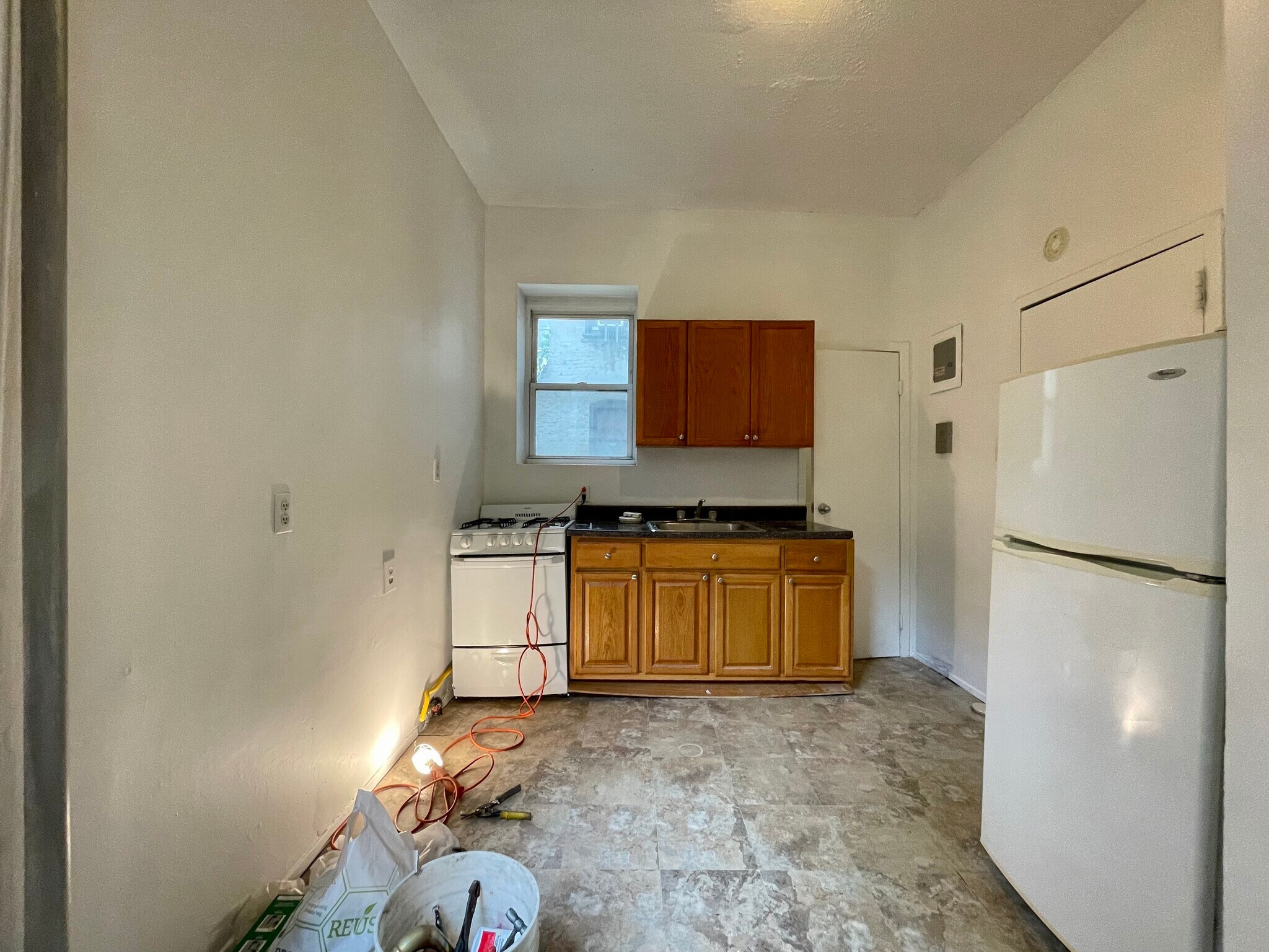 Building Photo - 180 E 101st St