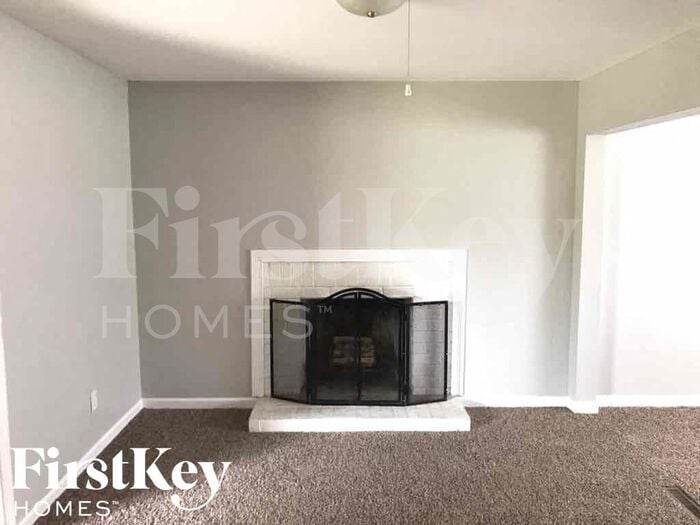 Building Photo - 10153 Lawnhaven Dr