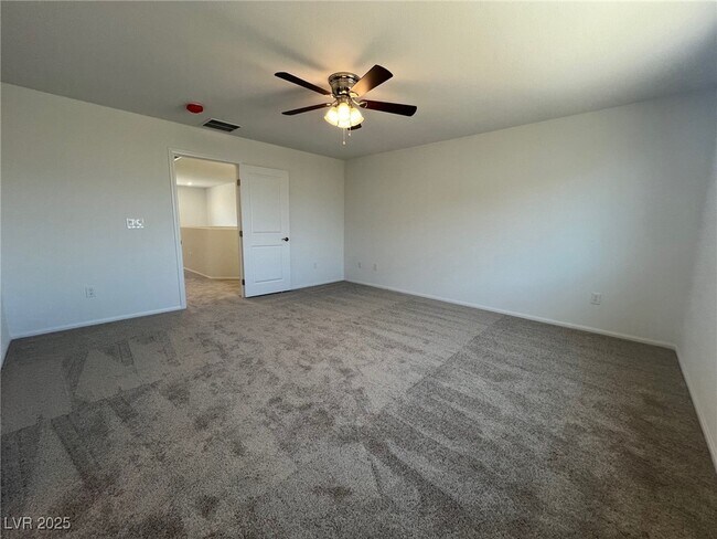 Building Photo - 7470 S Pioneer Way