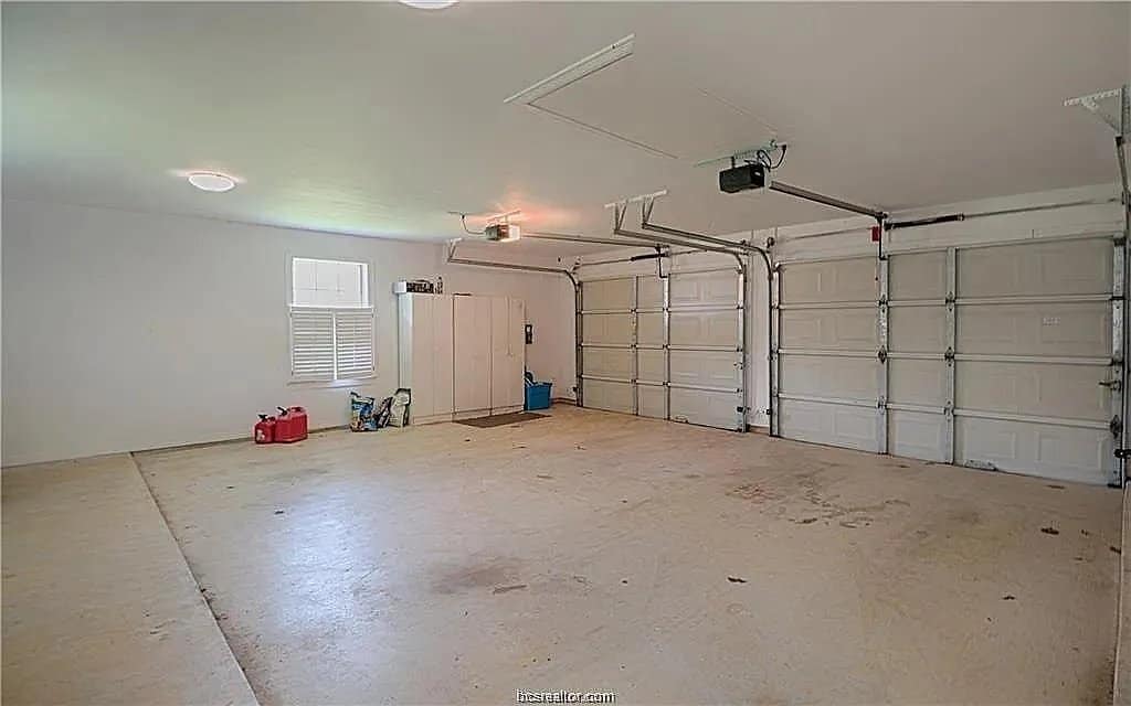 Building Photo - 6353 Fm 1361