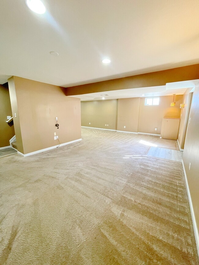 Building Photo - 2776 Bismark St