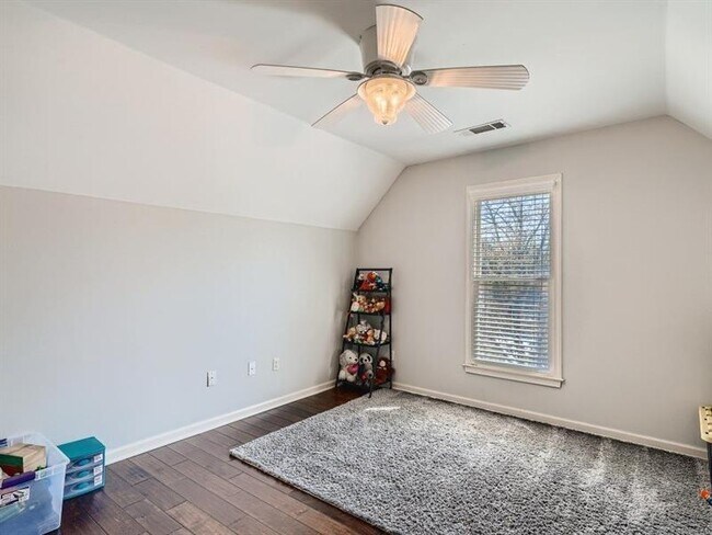 Building Photo - 2575 Wild Iris Ln NE