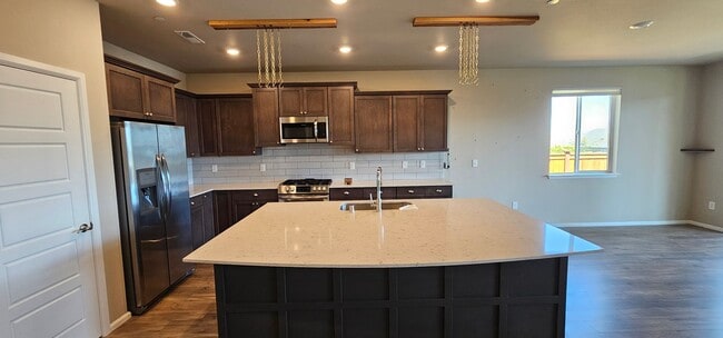 Building Photo - Bremerton Rambler