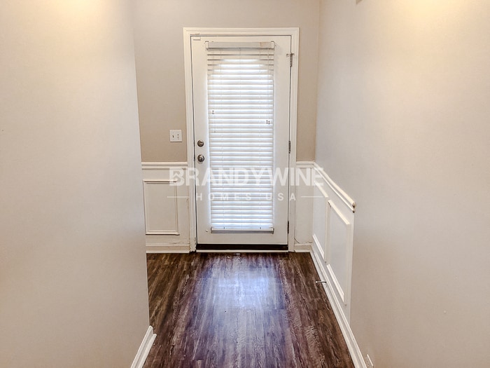 Building Photo - 8702 Goswell Dr