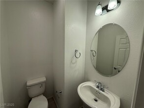 Building Photo - 508 Ylang Pl