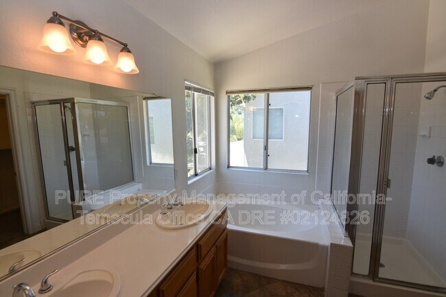 Building Photo - 41557 Corte Pergamino