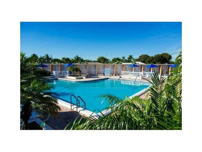 Building Photo - 2151 NE 68th St