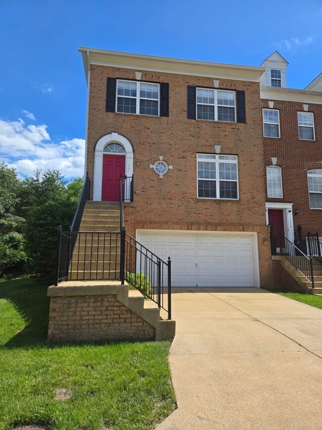 Building Photo - 7334 Hampton Manor Pl