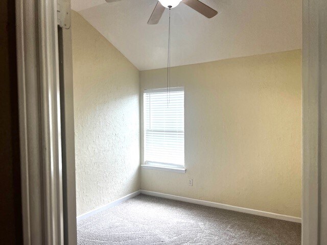 Building Photo - 518 Lone Star Park Ln