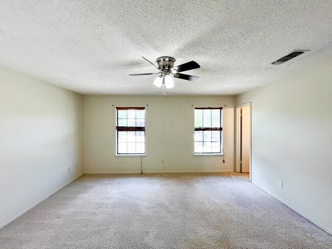 Building Photo - Available NOW!!!! Gorgeous 2 story, 3 bedroom, 2.5 bath, 2 car garage home with garage door opene...