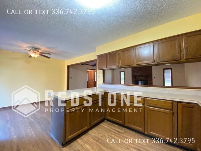 Building Photo - 510 S. Williamson-