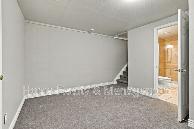 Building Photo - 378 Pheasant Run