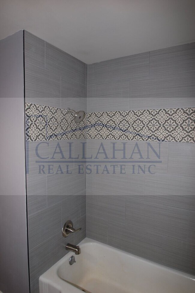 Building Photo - Updated Sherwood 3 bed 2 bath