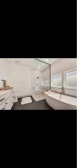 Building Photo - 2719 Foreman St