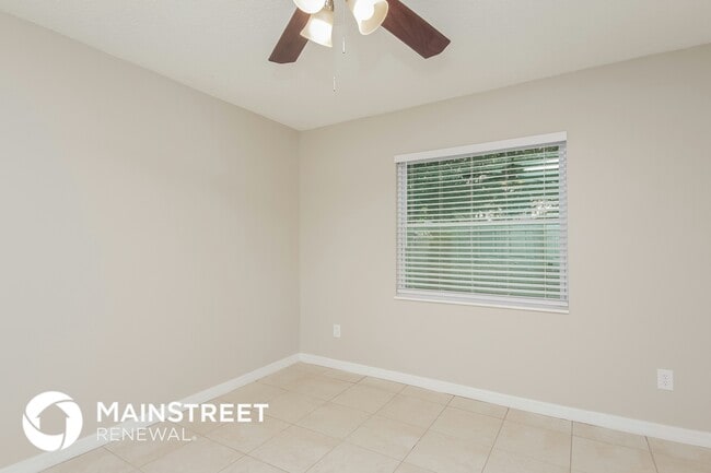 Building Photo - 5312 Wren St