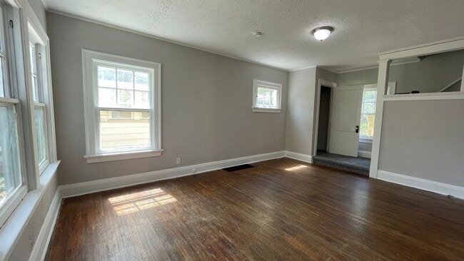 Building Photo - 4335 Belmar Ave
