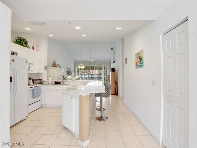 Building Photo - 5015 Cedar Springs Dr