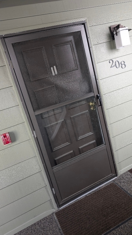 Building Photo - 2201 Romig Pl