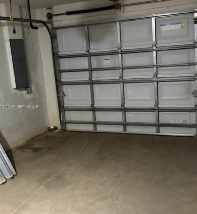 Building Photo - 3241 Willin St