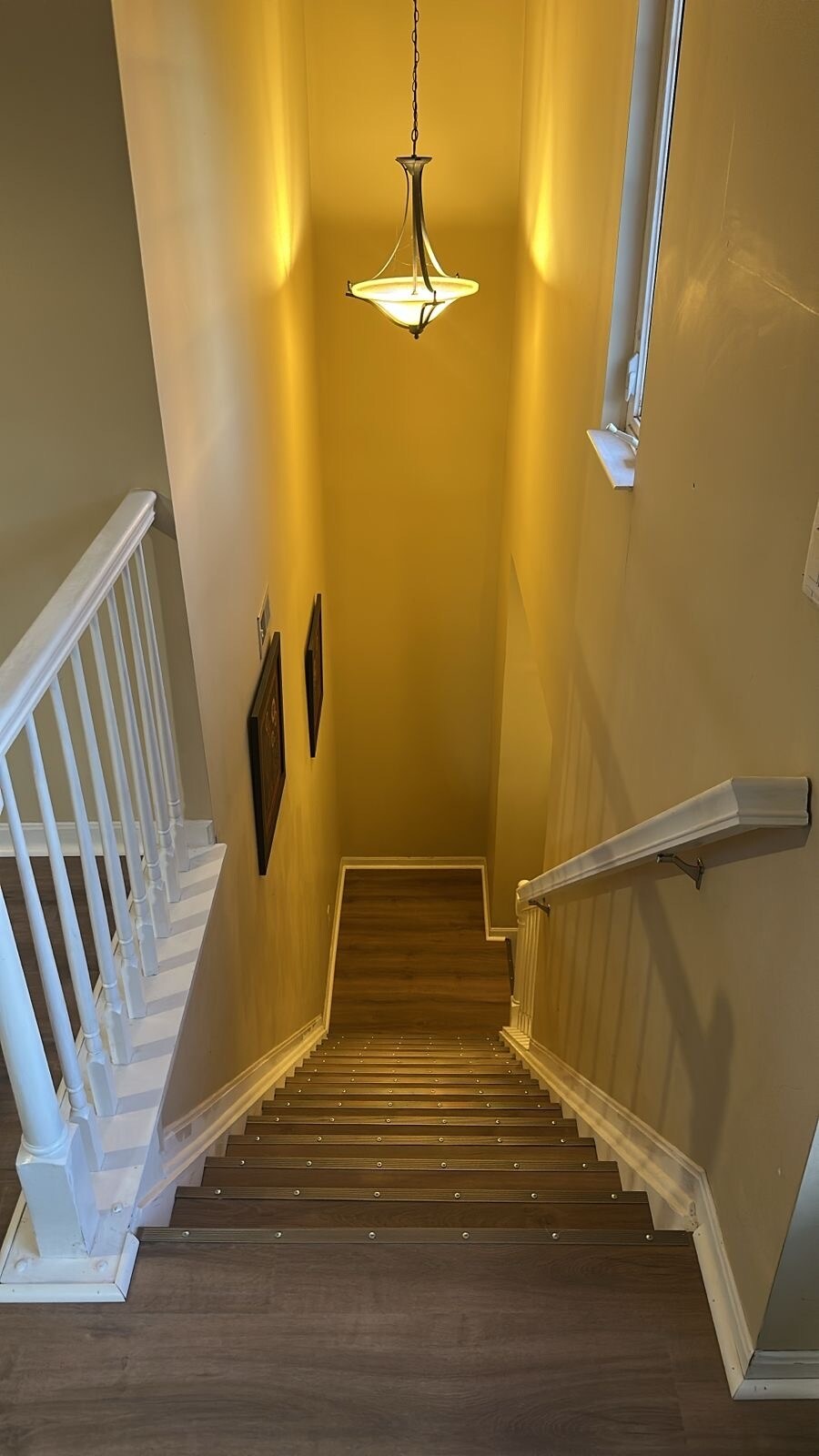 Building Photo - 4642 Court Yard Dr