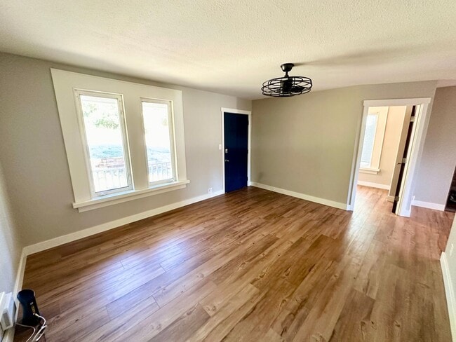 Building Photo - Charming Two-Story Home on Dead-End Road