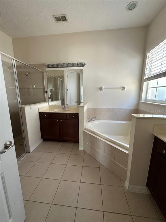 Building Photo - 13151 Hatherton Cir