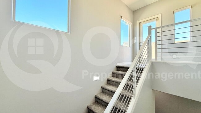 Building Photo - 7423 E Paraiso Dr