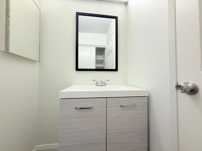 Building Photo - 8601 International Ave