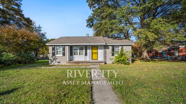 Primary Photo - 1290 Dellwood Ave