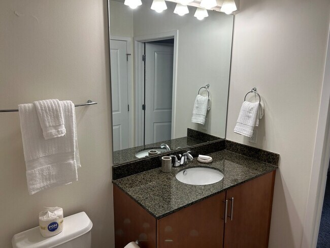 Building Photo - 357 W Martin Luther King Jr Blvd