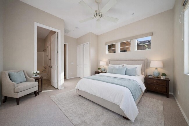 Building Photo - 13042 W Pinnacle Vista Dr