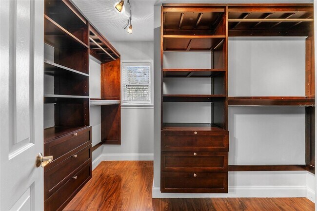 Building Photo - 9135 Mirah Wind Pl