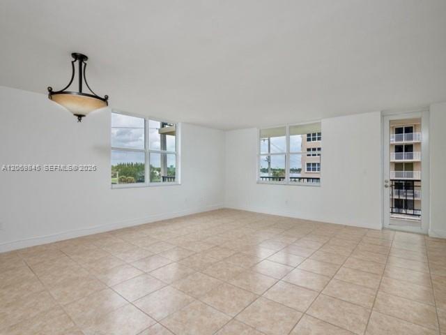 Building Photo - 1501 S Ocean Dr