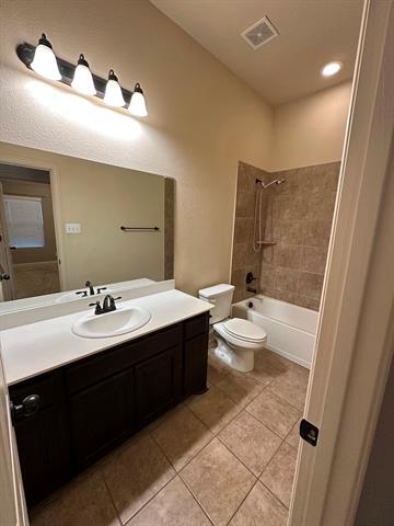 Building Photo - 6504 Rienzi Dr