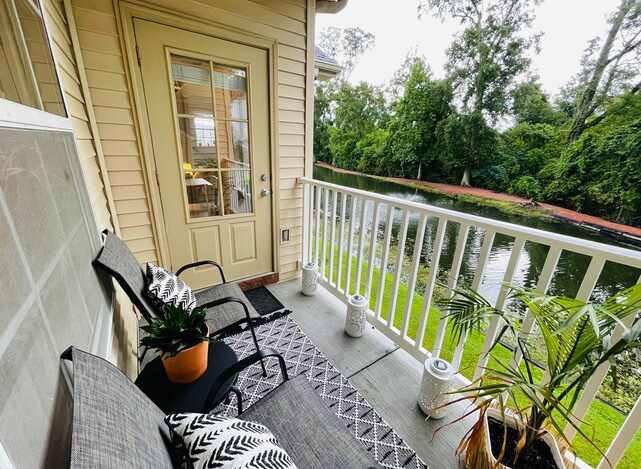 Building Photo - 900 Dean Lee Dr