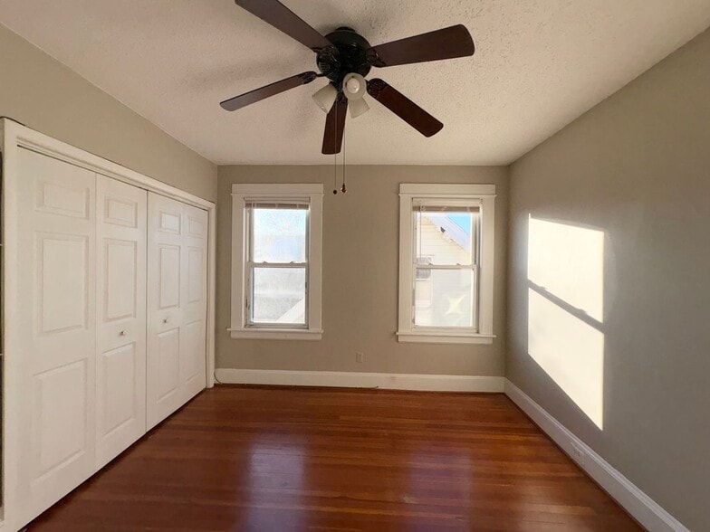 Building Photo - 164 French St