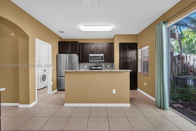 Building Photo - 2641 SW 120th Terrace