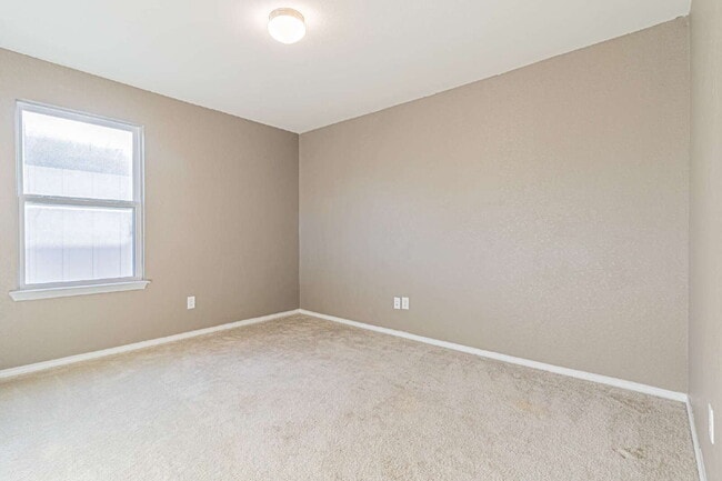 Building Photo - Energy-Efficient Two-Story Home in Northside ISD – Available for Lease!