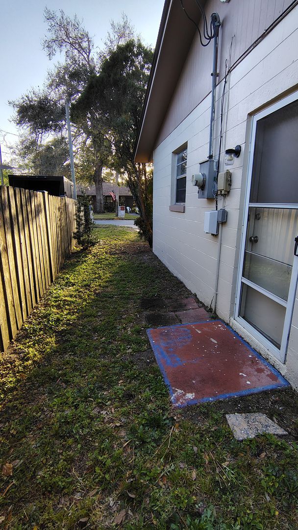 Building Photo - Beautiful home!