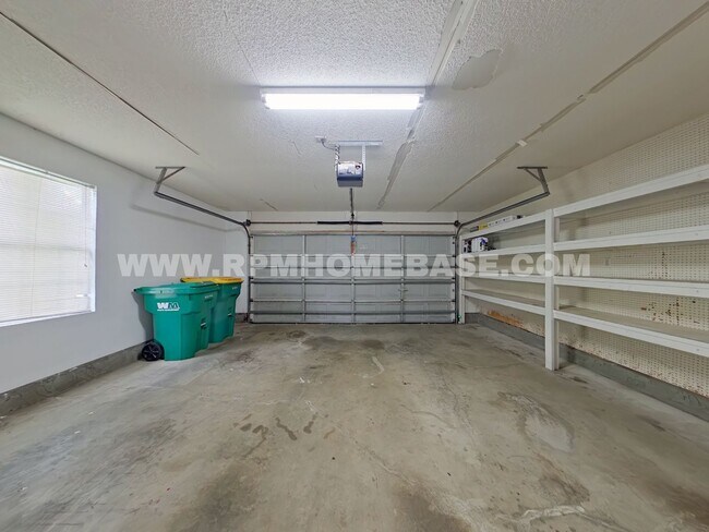 Building Photo - Charming Home with 2-Car Garage and Conven...