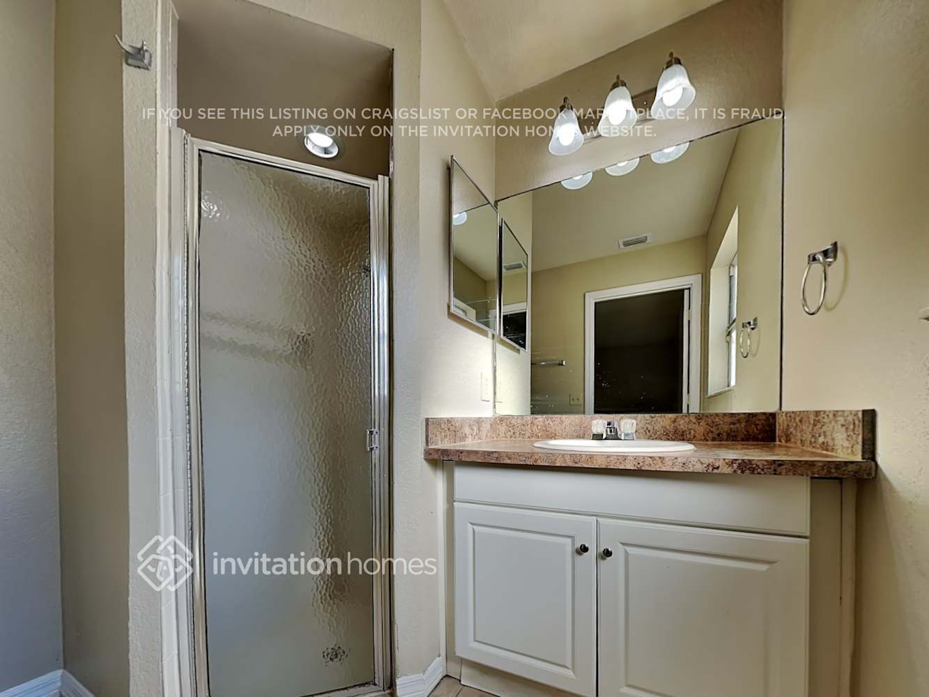 Building Photo - 5040 Foxhall Dr N