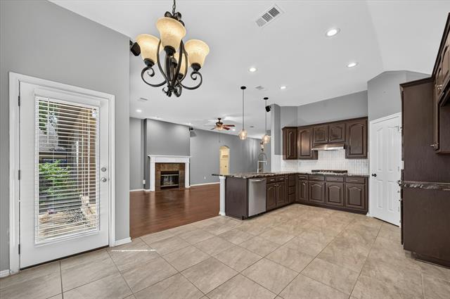 Building Photo - 2720 Windstone Way