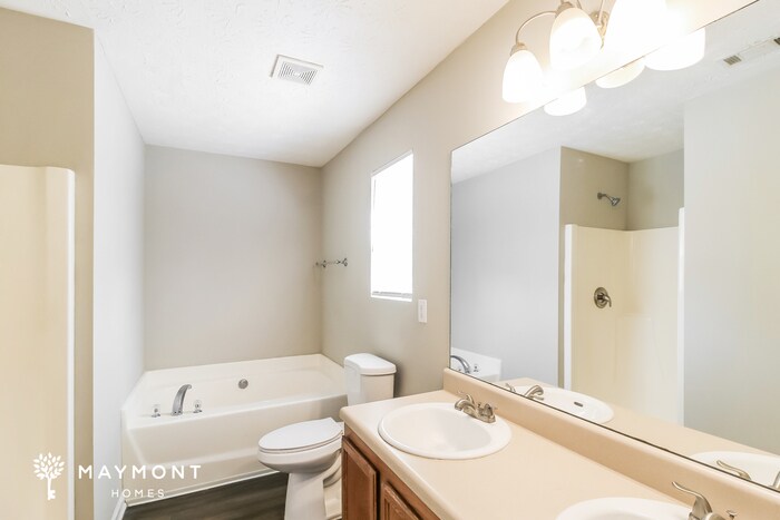 Building Photo - 45 Deadwood Ln