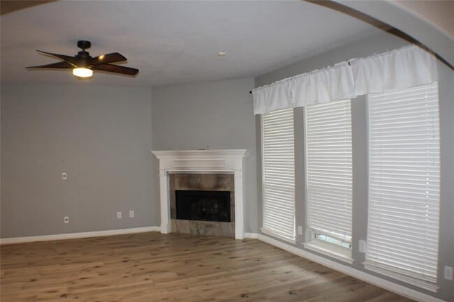 Building Photo - 1718 Heddon Falls Dr