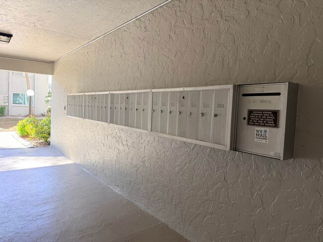 Building Photo - RESORT-STYLE 55+ LIVING — 1 BED / 1 BATH WITH PRIVATE LANAI & GOLF COURSE VIEWS! ? 1 MONTH FREE ?