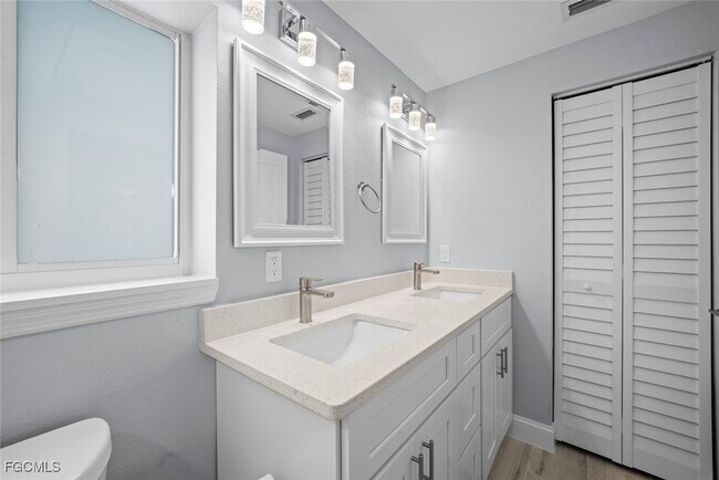 Building Photo - 6151 Estero Blvd