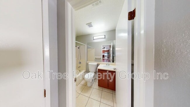 Building Photo - 2225 23rd Ave