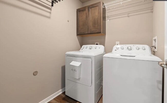 Building Photo - 13508 S 55th St