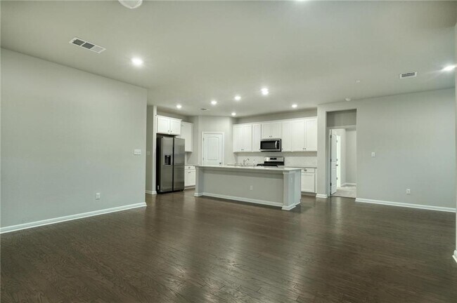 Building Photo - 2701 Danbury Ln